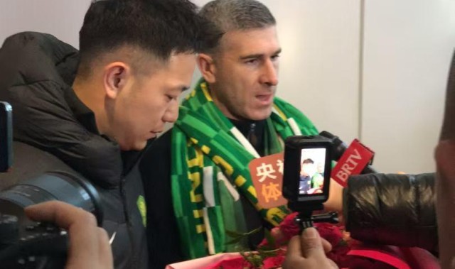 乐鱼电竞官方网-新帅到位，国安主教练蒙哥马利已经抵达北京